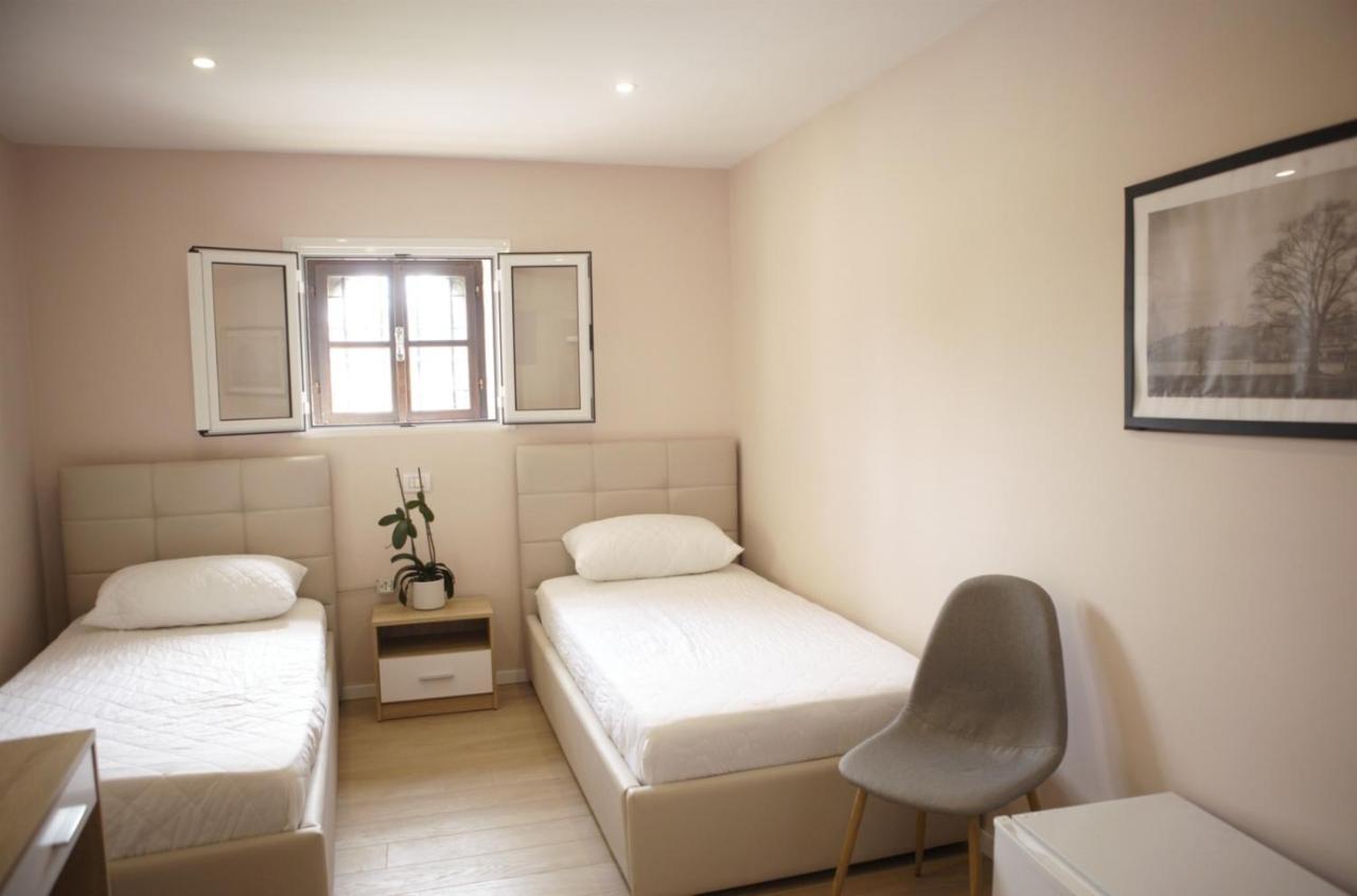 Fole Hotel Берат Екстериор снимка